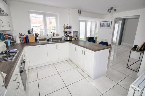 4 bedroom detached house for sale, Batsford Crescent, Wiltshire SN25