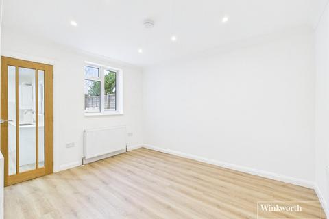 3 bedroom terraced house to rent, Sherwood Street, Reading, Berkshire, RG30