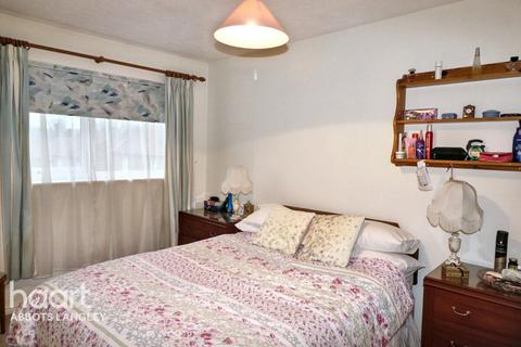 3 bedroom end of terrace house for sale, Mallard Road, Abbots Langley