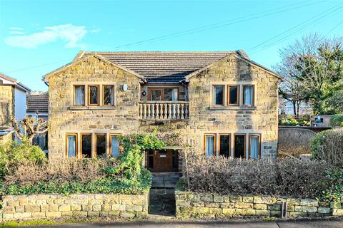5 bedroom detached house for sale, Green View, Town Street, Gildersome, Leeds