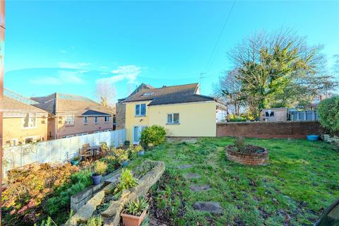 5 bedroom detached house for sale, Green View, Town Street, Gildersome, Leeds