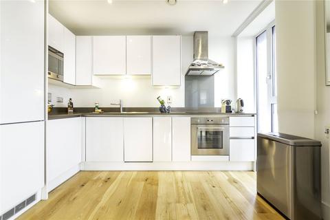 2 bedroom apartment for sale, Centurion Tower, London E16