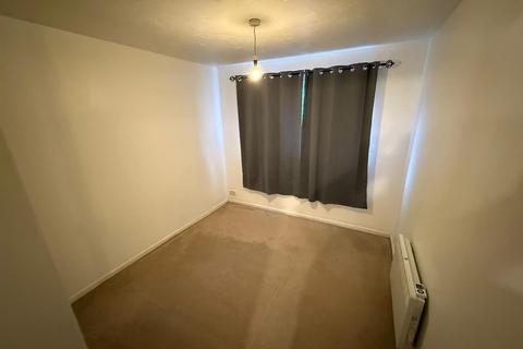 1 bedroom flat for sale, Kestrel Close,Neasden,NW10