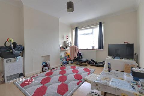 2 bedroom maisonette to rent, Greenford, UB6