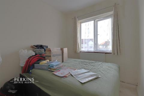 2 bedroom maisonette to rent, Greenford, UB6