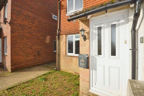 2 bedroom end of terrace house for sale, Wadhurst Close, Bognor Regis, PO21 5LD