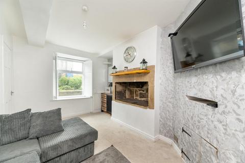 2 bedroom terraced house for sale, St. Wilfrids Terrace, Pool In Wharfedale LS21