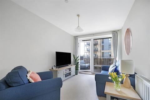 1 bedroom apartment for sale, Hampden Road, London N8