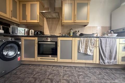 1 bedroom flat for sale, Hatton Grove, West Drayton, UB7