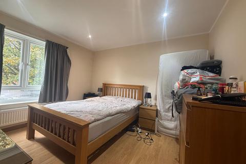 1 bedroom flat for sale, Hatton Grove, West Drayton, UB7