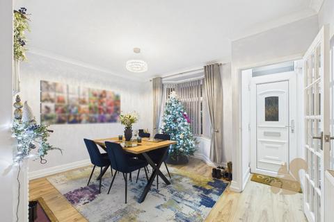 3 bedroom semi-detached house for sale, Bourne Road, Colchester