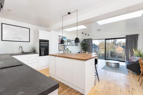 4 bedroom terraced house for sale, Sunnyside Road, Hitchin SG4