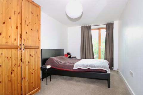 1 bedroom apartment to rent, Big Hill, London E5