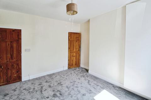 1 bedroom flat to rent, Lincoln Rd, Peterborough PE1