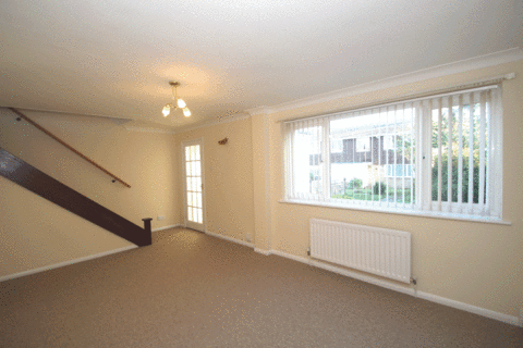 3 bedroom semi-detached house to rent, Heather Gardens, Fareham