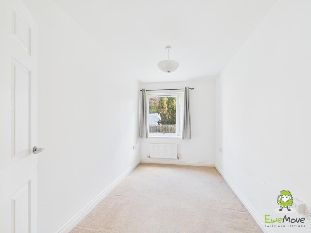 Ewe Move Estate Agents Basingstoke - 45 Bedstone Ro