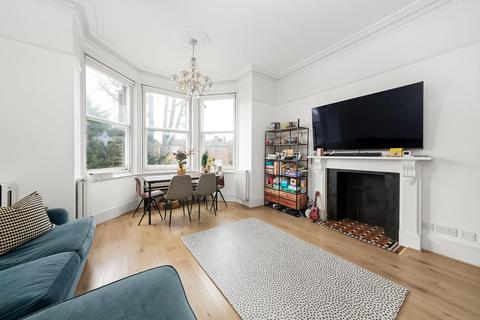 3 bedroom flat for sale, Lawrie Park Road, Sydenham, London, SE26