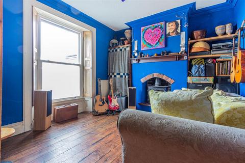 4 bedroom terraced house for sale, Romilly Crescent, Cardiff CF11