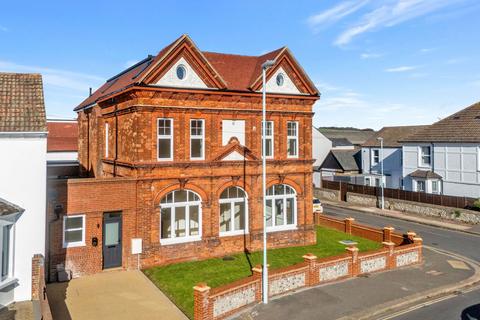 1 bedroom ground floor flat for sale, Northcourt Mansions, Northcourt Road, Worthing, BN14 7DS