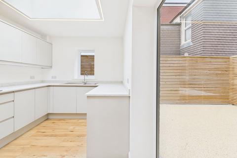 undefined, Northcourt Mansions, 1a King Street, Worthing, BN14 7FL