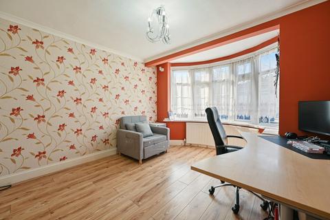 undefined, Oldfield Lane South, Greenford, UB6