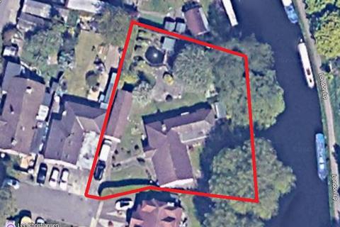 undefined, Poplar Road, Denham, UB9