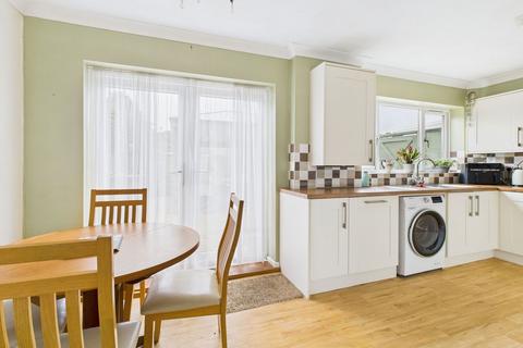 3 bedroom terraced house for sale, Oakleigh Close, Worthing, BN11 2QQ