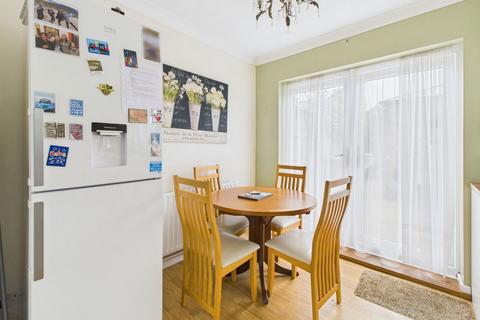3 bedroom terraced house for sale, Oakleigh Close, Worthing, BN11 2QQ