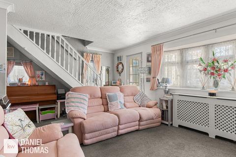 3 bedroom semi-detached house for sale, Webster Close, Waltham Abbey, EN9