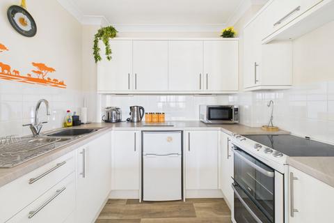 1 bedroom flat for sale, Birch Tree Court, Park Road, Worthing, BN11 2BY