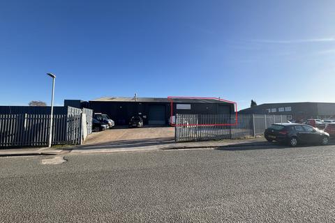 Warehouse to rent - Millbuck Way, Springvale Industrial Estate, Sandbach, CW11 3GQ