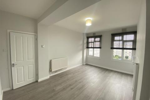 2 bedroom apartment to rent, Brixton Hill Court, Brixton Hill SW2