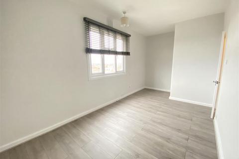 2 bedroom apartment to rent, Brixton Hill Court, Brixton Hill SW2