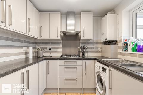 2 bedroom terraced house for sale, Chartwell Close, Waltham Abbey, EN9