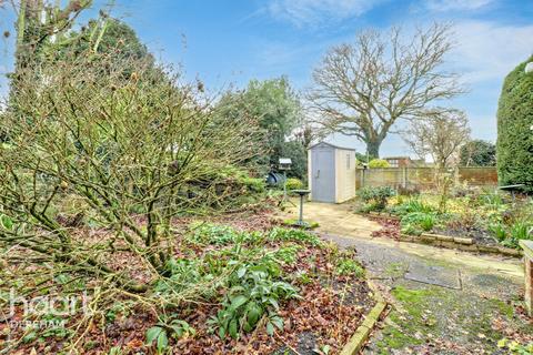 Larch Grove, North Elmham