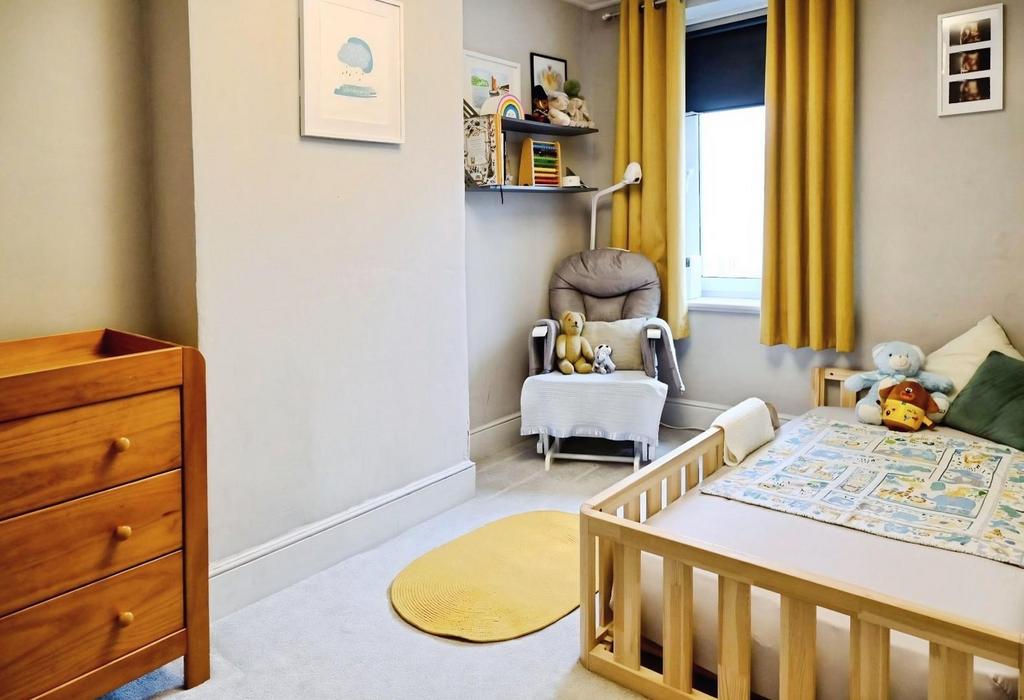 35bba267-Bedroom6.jpg