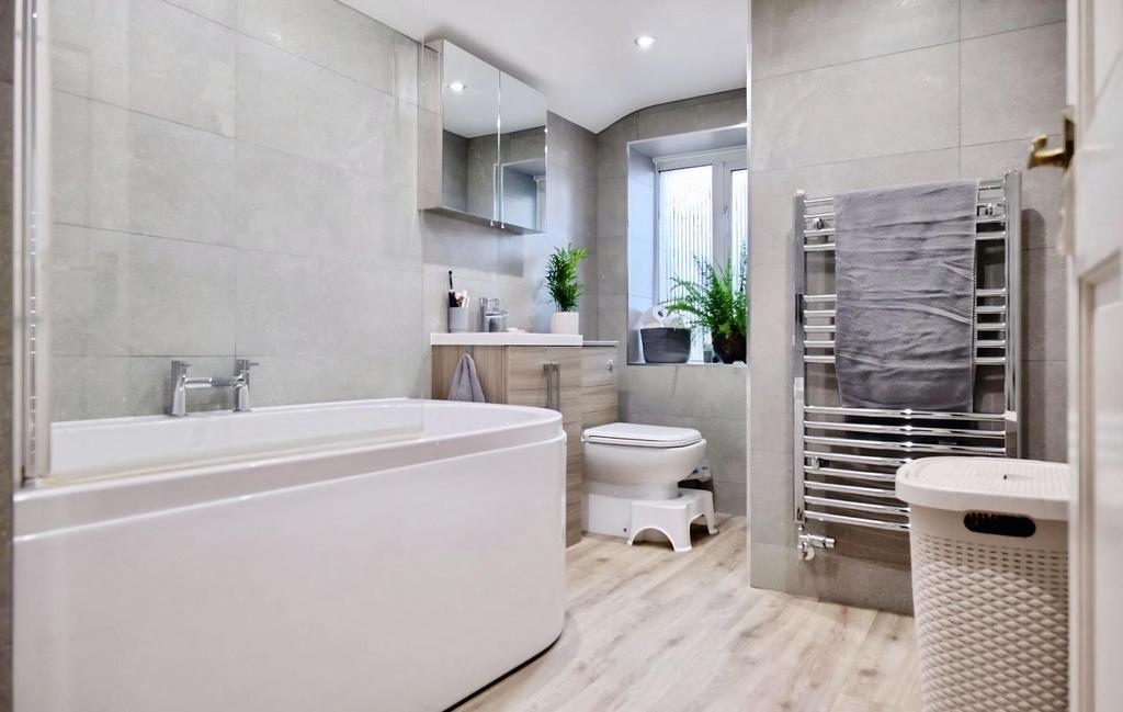 38604a9f-Bathroom2.jpg