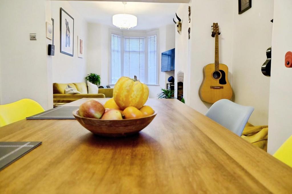 3d3624dc-Dinning 20 Room 20.JPG