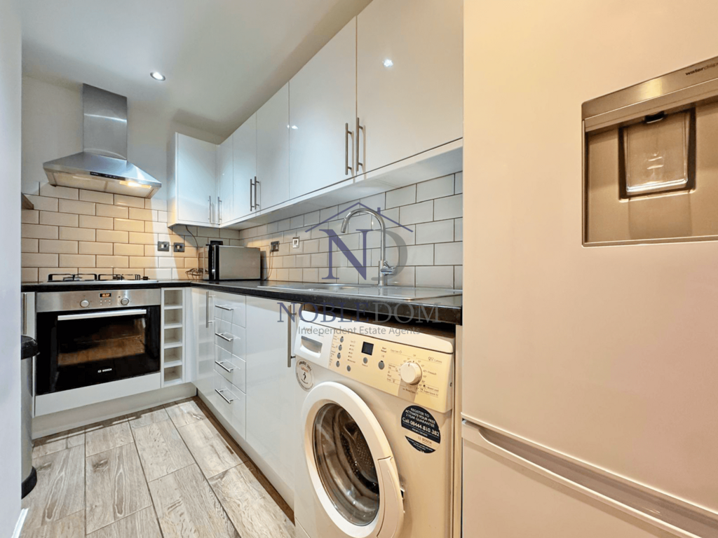 1 Bedroom flat, located in Twickenham TW1
