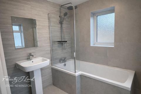 4 bedroom terraced house to rent, Avenue Road, London