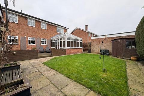 4 bedroom detached house for sale, 4 Meadow Court, Scruton, Northallerton