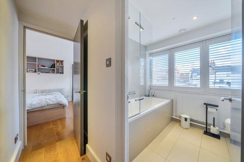 2 bedroom house for sale, Union Mews, Union Road, Clapham, London, SW4