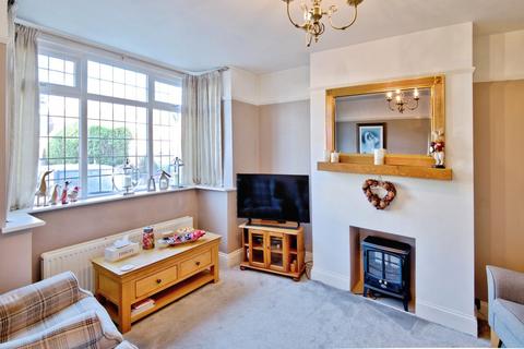3 bedroom semi-detached house for sale, Sutton Road, Rochford SS4