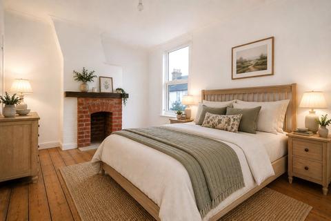 2 bedroom end of terrace house for sale, Victoria Road, Alton, Hampshire, GU34