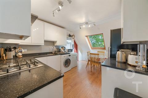 3 bedroom apartment for sale, Malden Crescent, Chalk Farm NW1