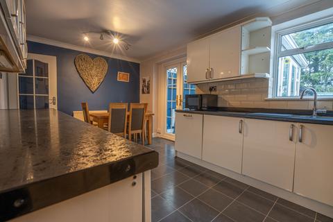 3 bedroom semi-detached house for sale, Cranworth Close, Grundisburgh, IP13 6SZ
