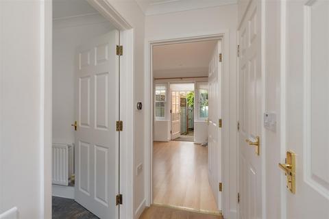 2 bedroom terraced house for sale, The Spires, Canterbury