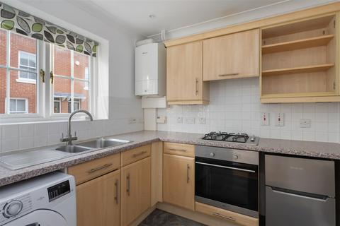 2 bedroom terraced house for sale, The Spires, Canterbury