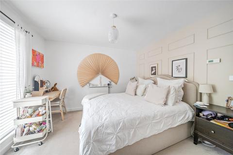 3 bedroom terraced house for sale, Limber Grove, Bordon, Hampshire, GU35