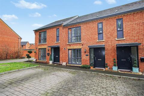 3 bedroom terraced house for sale, Limber Grove, Bordon, Hampshire, GU35